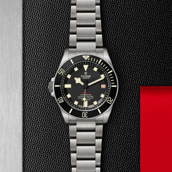 Reloj Tudor Pelagos LHD de titanio