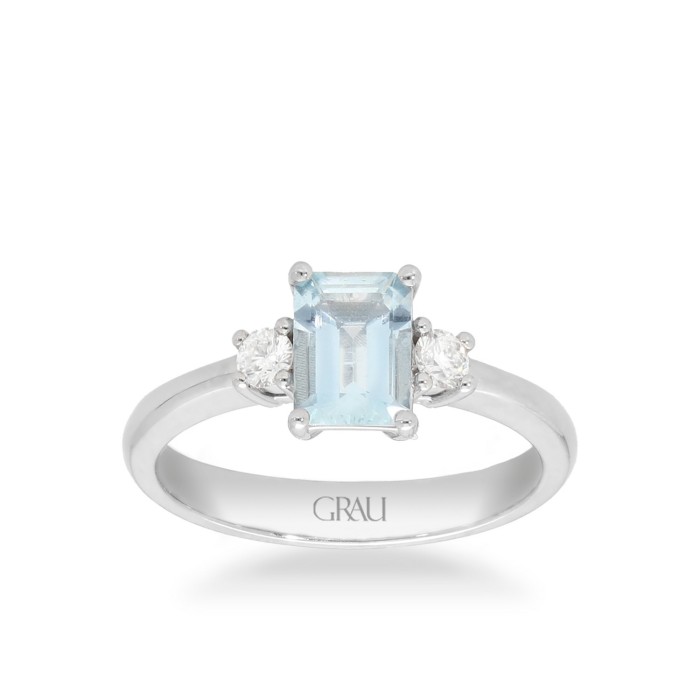 Trilogy Solitaire Ring with Aquamarine