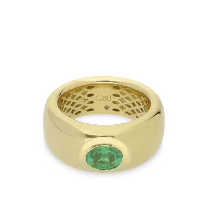 Grau Yellow Gold and Emerald Band Ring