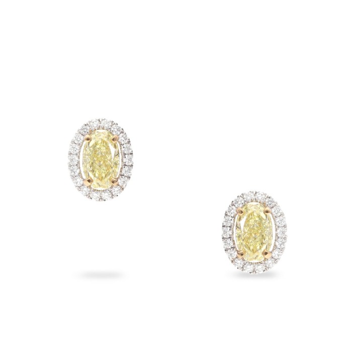 Rosette Earrings with Aquamarine & Diamonds in White Gold