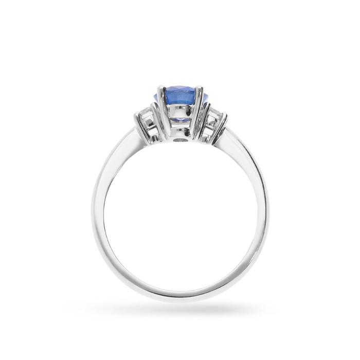 Anillo Trilogy oro blanco con zafiro oval y diamantes