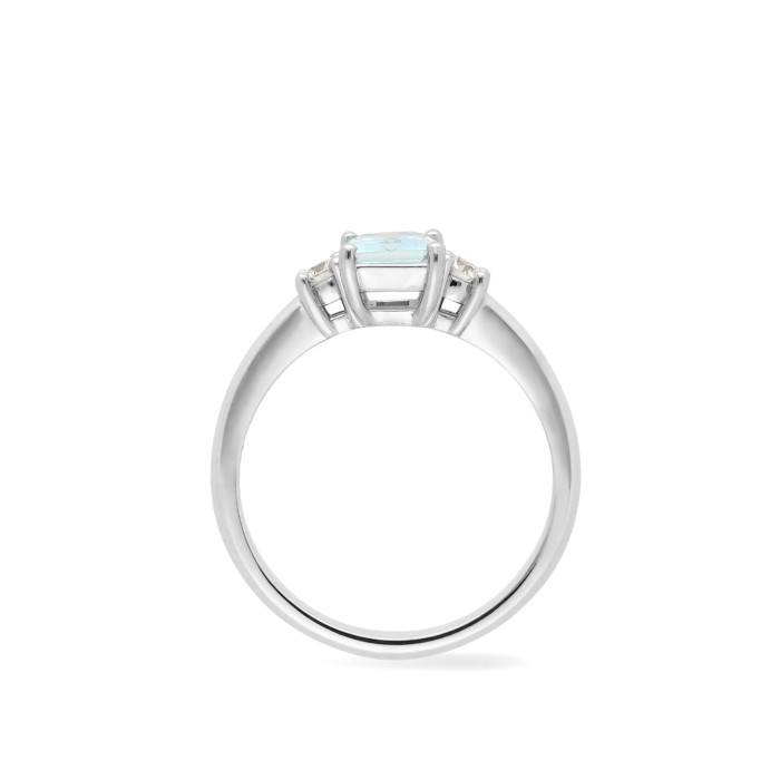 Anillo solitario Trilogy con Agua Marina