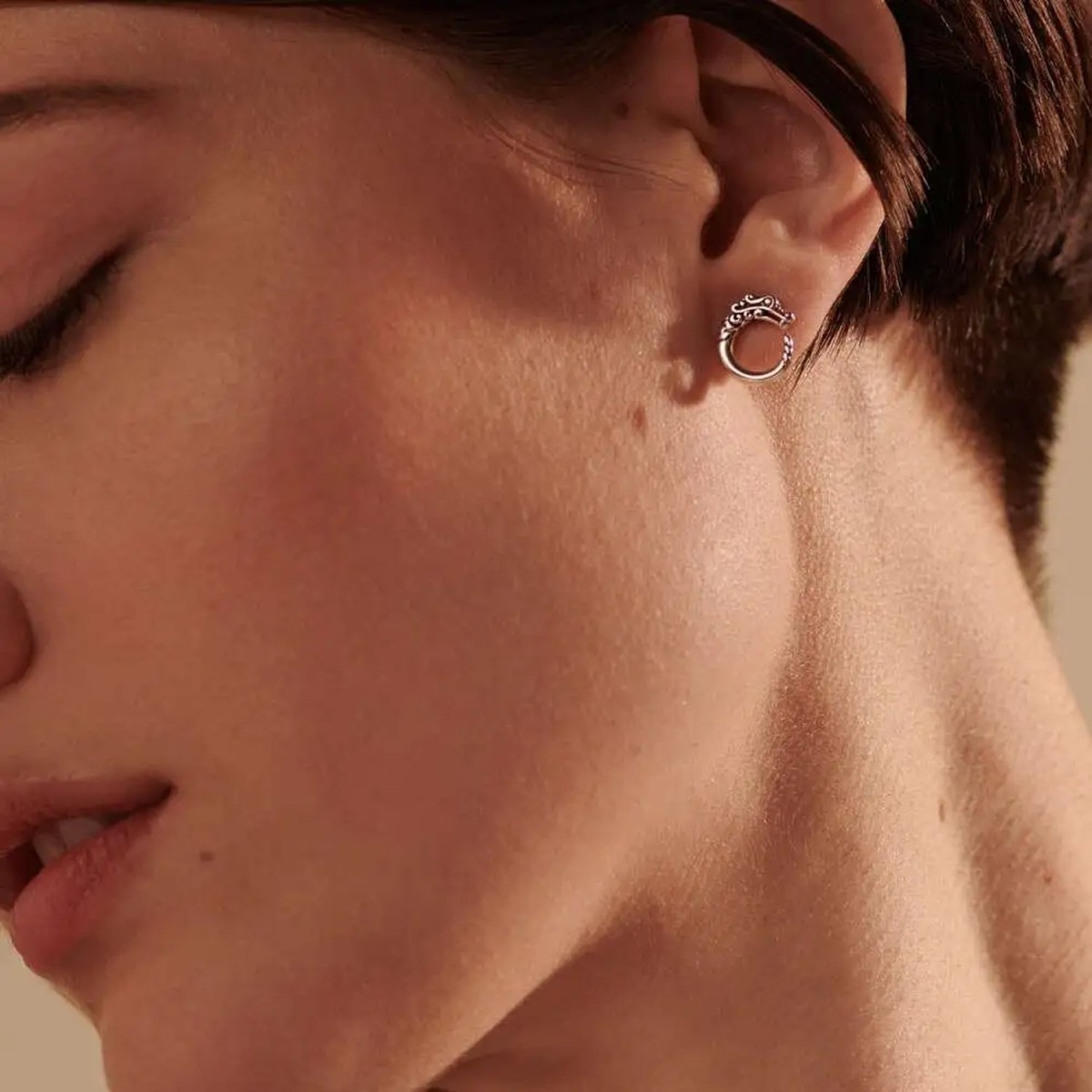 Pendientes John Hardy Legends Naga en Plata