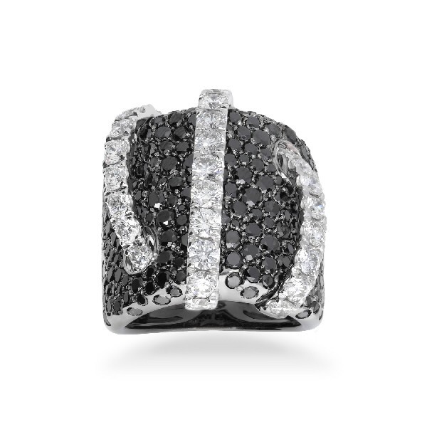Anell amb Pavé de Diamants Negres i Tires de Diamants Blanques