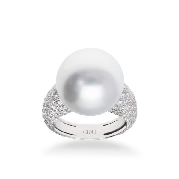 Anell Grau de Perla Australiana amb Pavé de Diamants