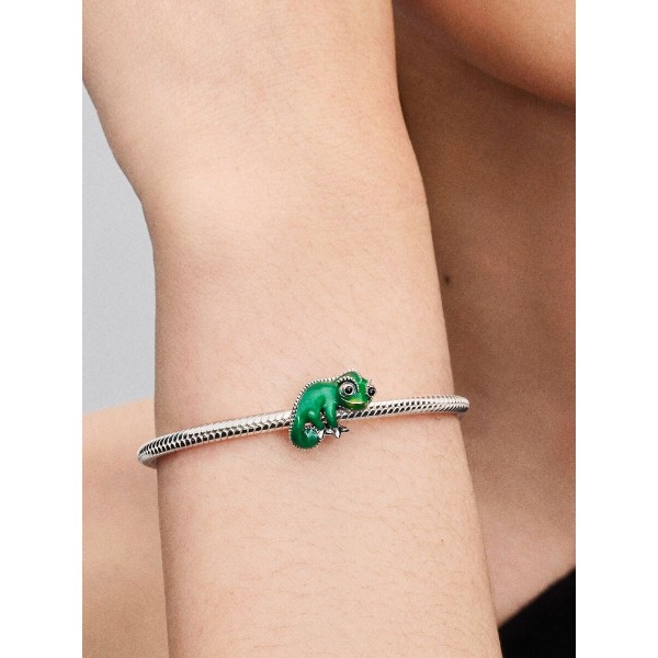 Pascal Color-Changing Charm