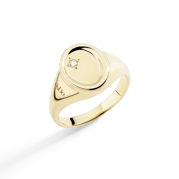 Yellow Gold Signet Ring with White Diamonds