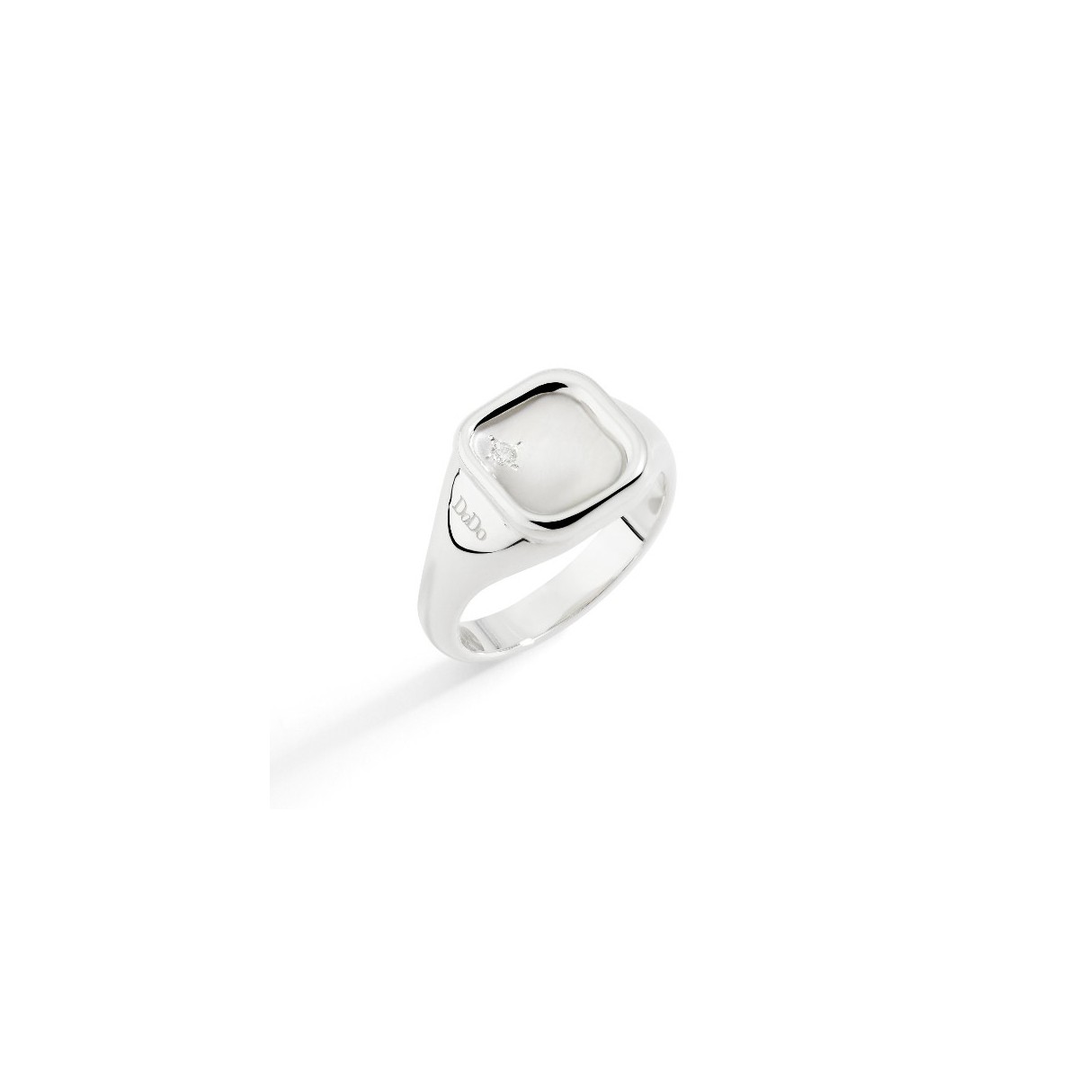 Silver Signet Ring with White Diamonds