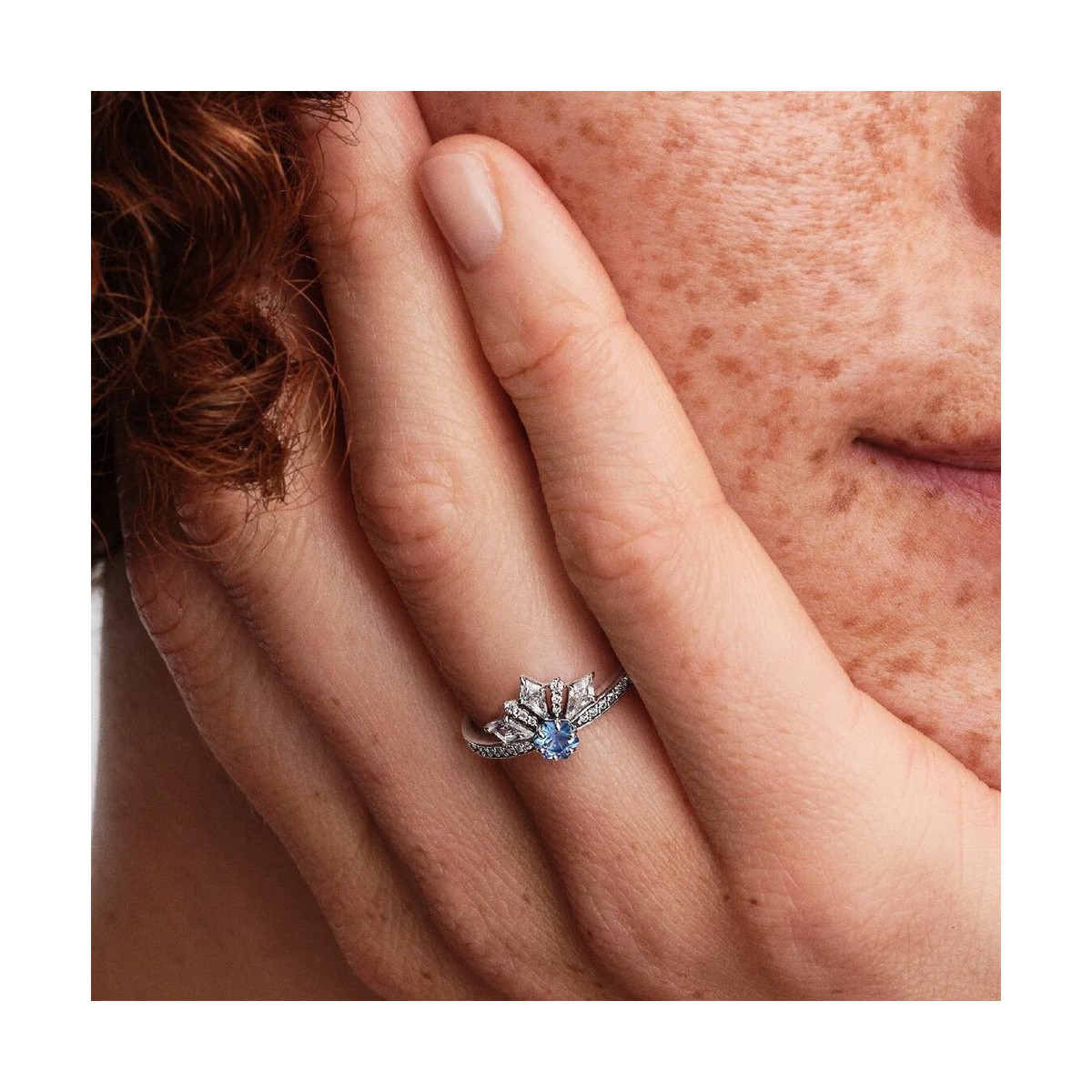 Anell Tiara Reina Elsa Anell Tiara Reina Elsa