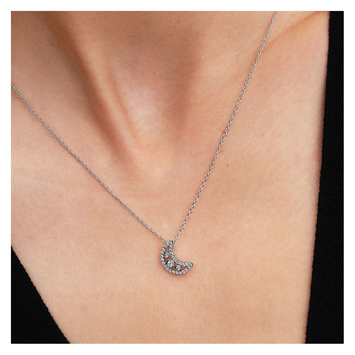 Collar Pandora Luna Creciente Collar Pandora Luna Creciente