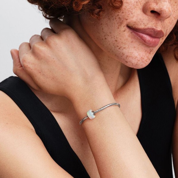 Charm Opalescente en Plata de Ley