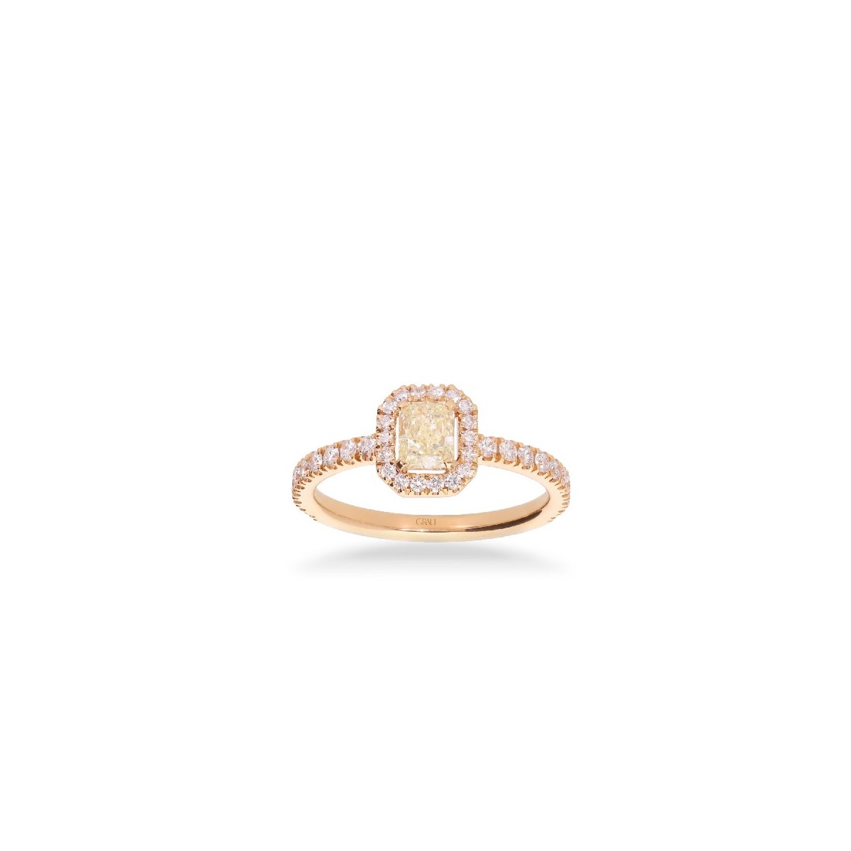 Rose gold ring with central Fancy Diamond and pavé Diamonds
