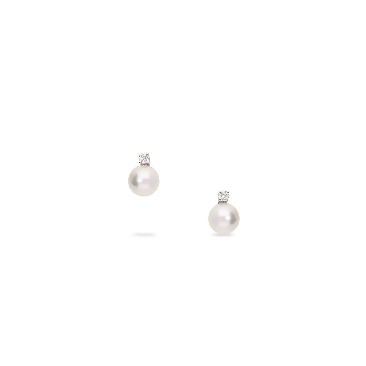 Earrings with 9 mm pearl and 0.20 ct diamond – Grau