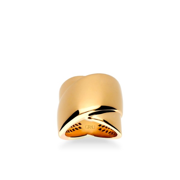 Grau Wide Crossed Ring in Yellow Gold