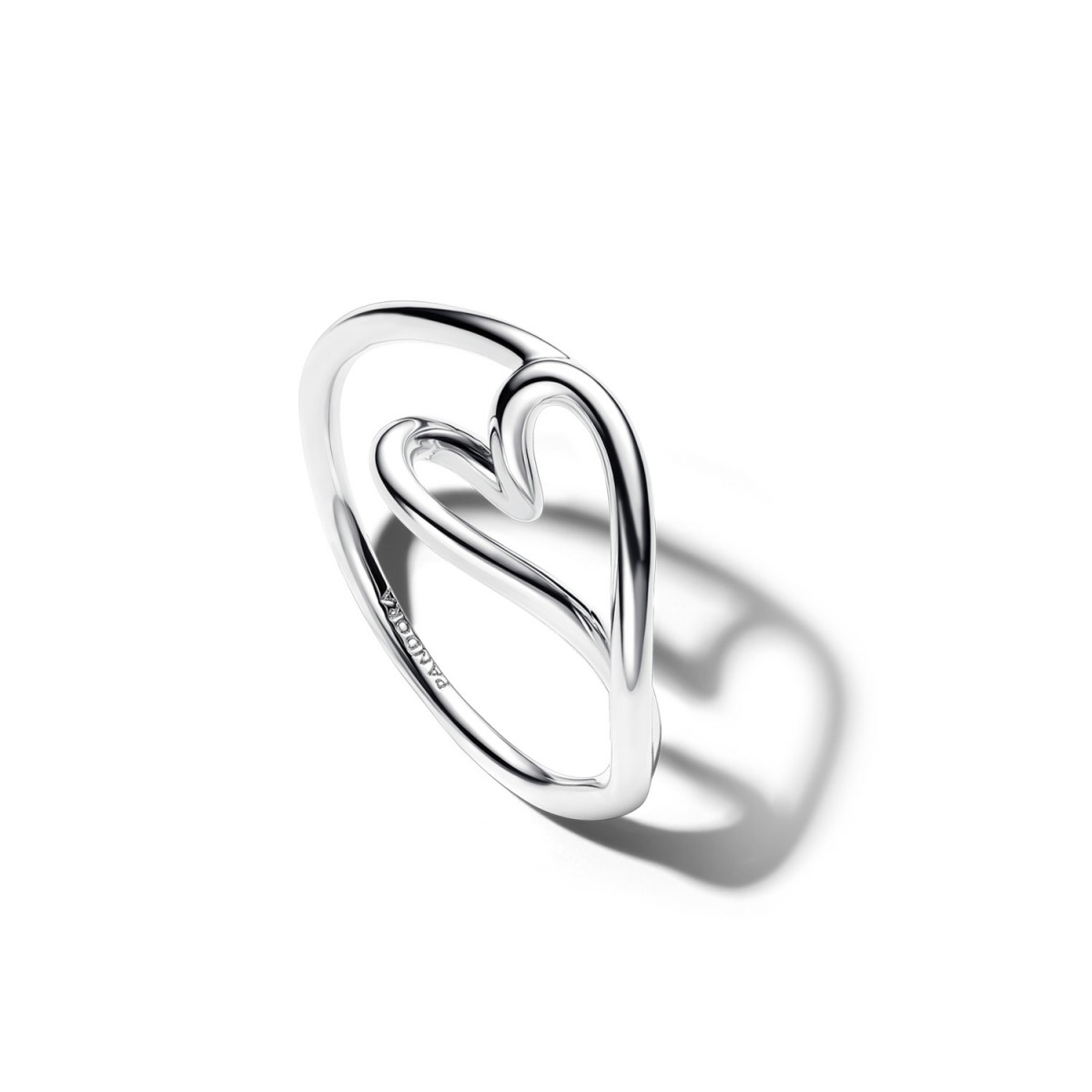 Anillo Corazón Pequeño de Forma Orgánica