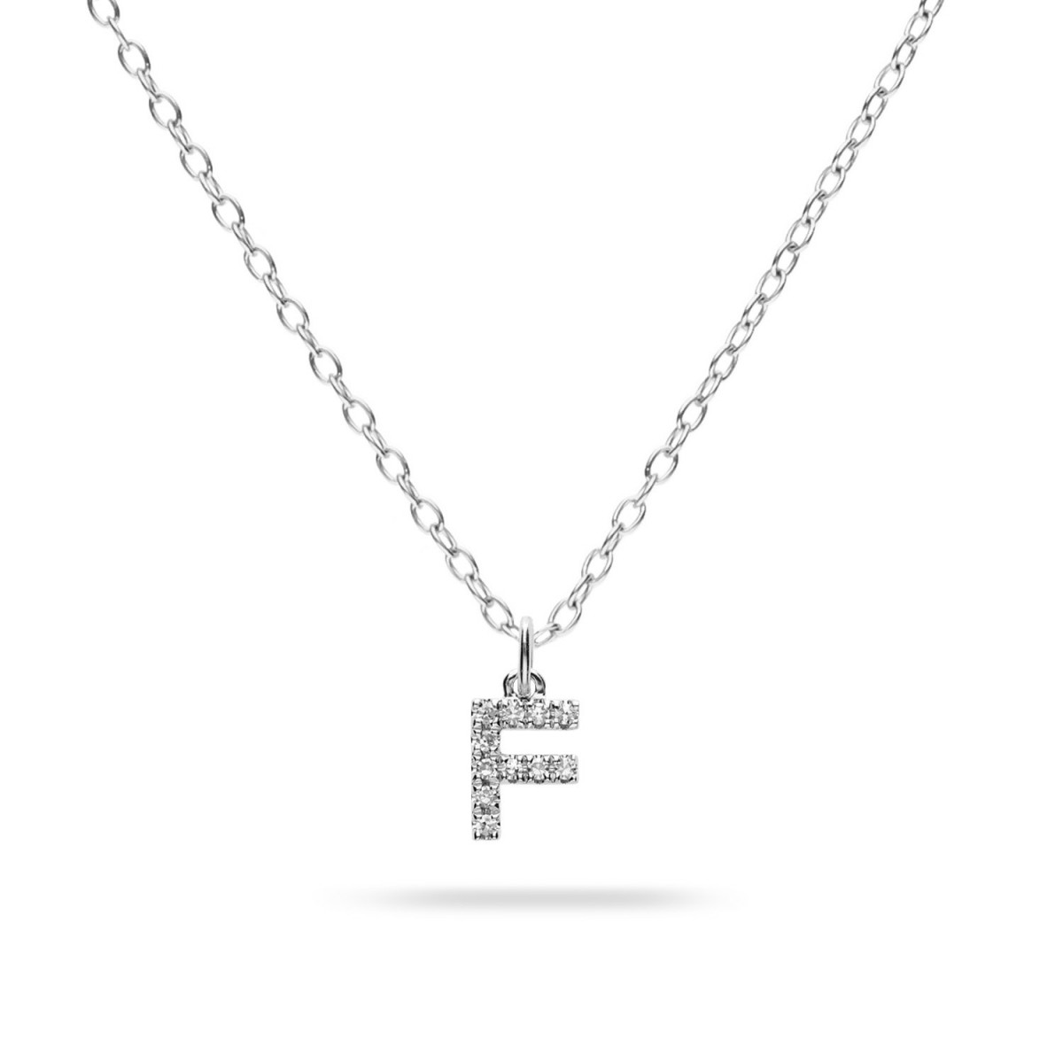 Collar Inicial “F” en Oro Blanco con Diamantes