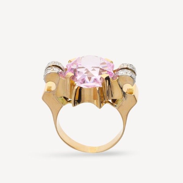 Vintage Grau Yellow Gold Ring with Diamonds and Amethyst (1947)