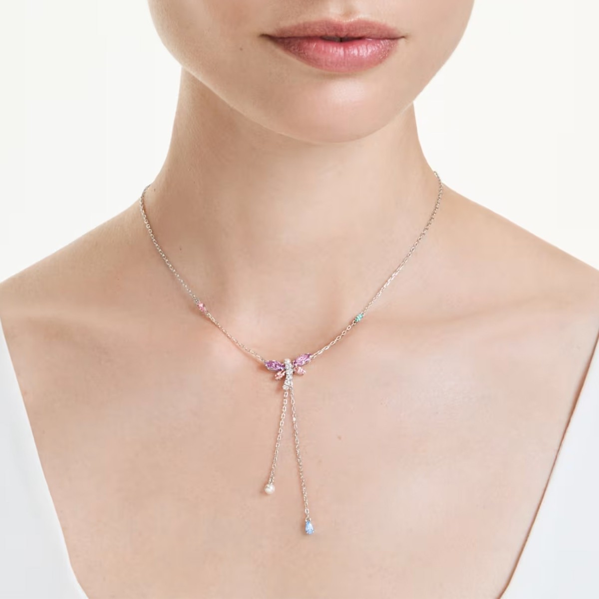 Collar tipo Y Ariana Grande x Swarovski libélula multicolor