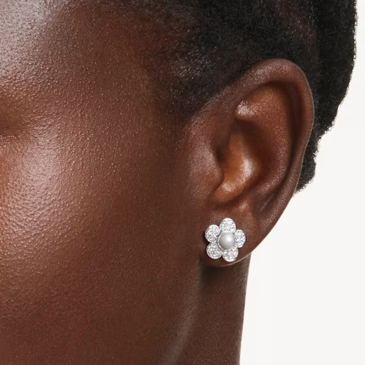 Arracades perla i flor de Ariana Grande x Swarovski | Joieria Grau Online