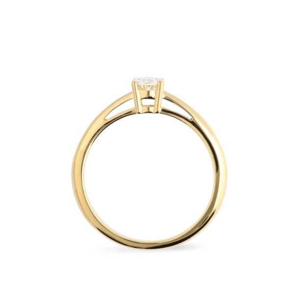 Oval Diamond Solitaire Ring Yellow Gold Grau