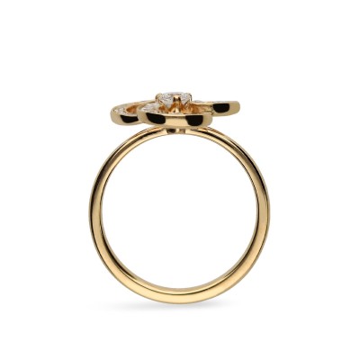 Grau Flower Ring with Diamonds and Rose Gold