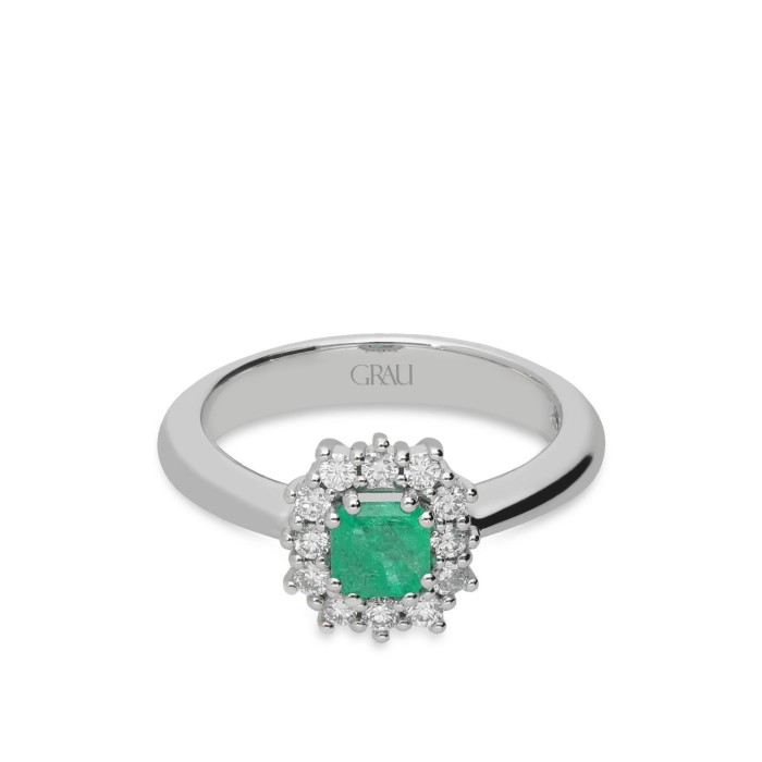 Emerald and White Gold Grau Rosette Ring