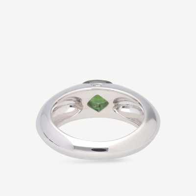 Piaget Biseau white gold green sapphire ring