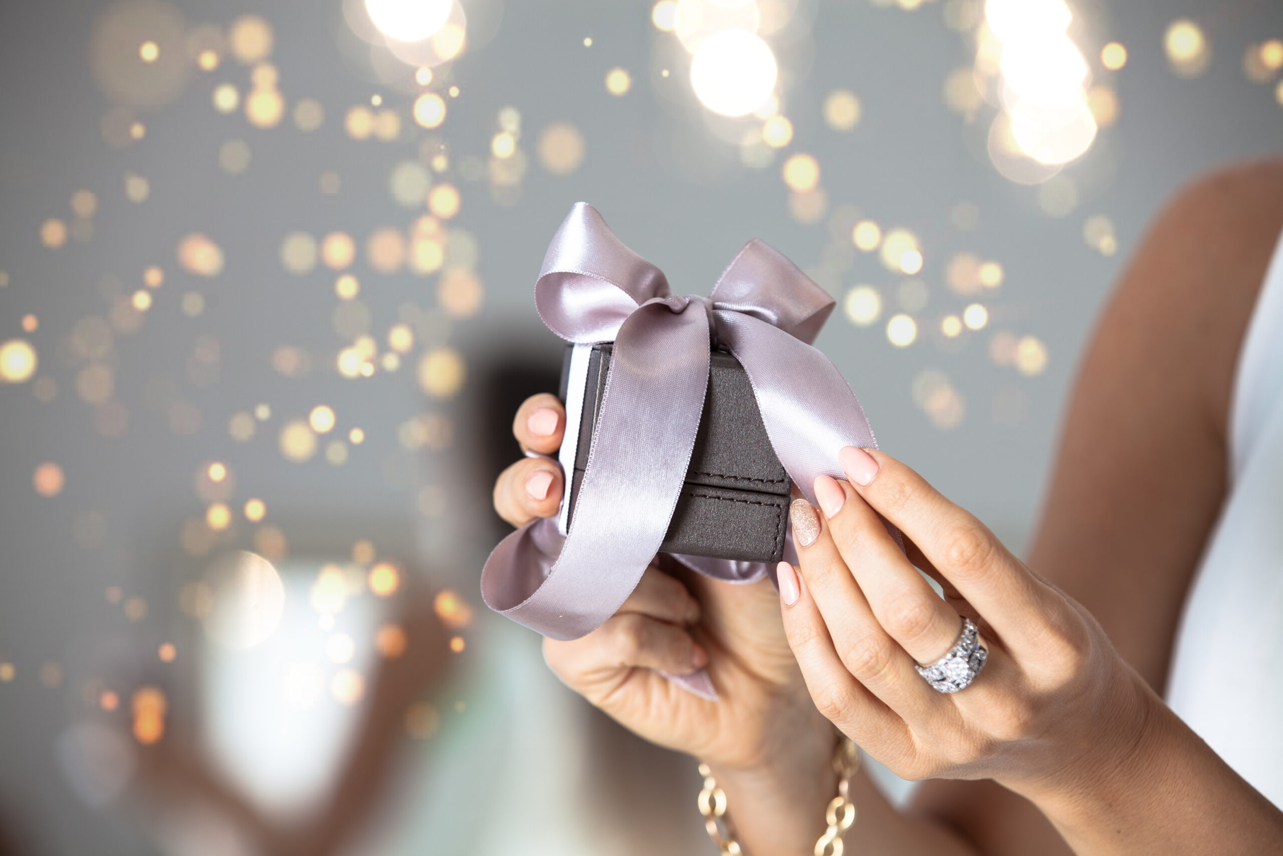 Regalar joyas en Navidad - Joyería online #wearegrau