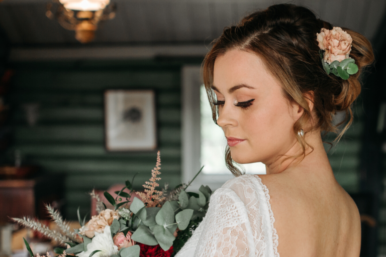 La historia de los pendientes de novia: tradiciones y tendencias