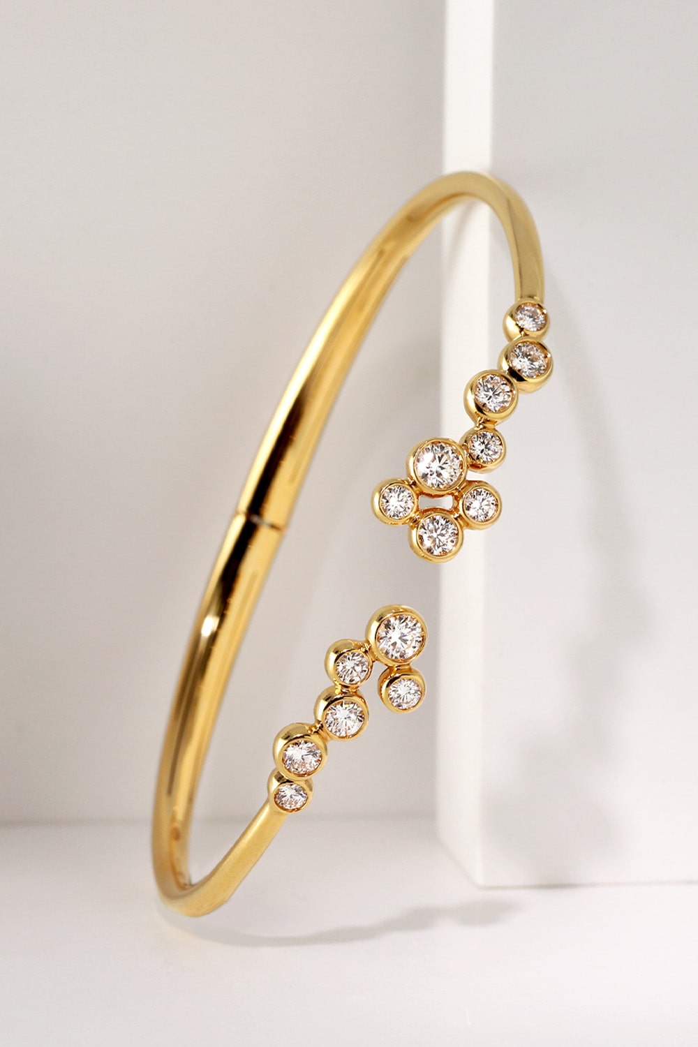 coleccion de joyas cosmos de alta joyeria en joieria grau