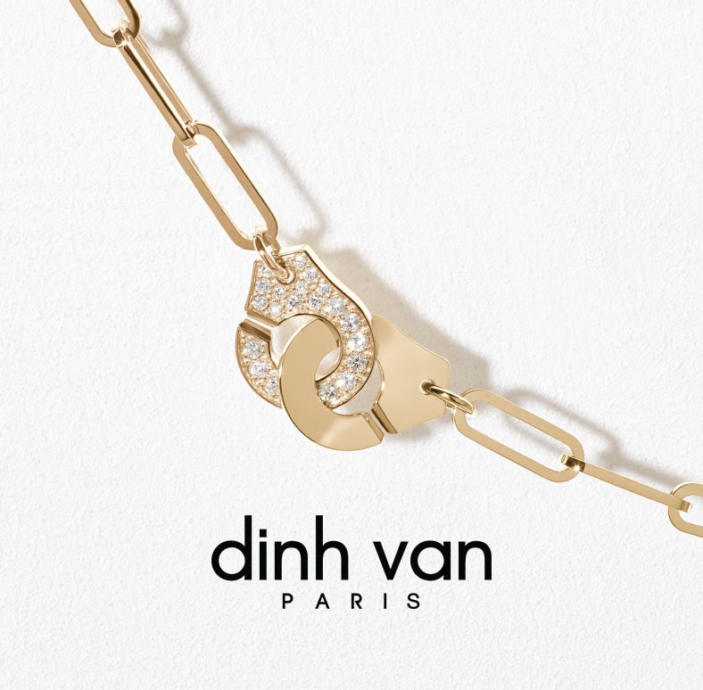 Fotografía de modelo con joyas Dinh Van