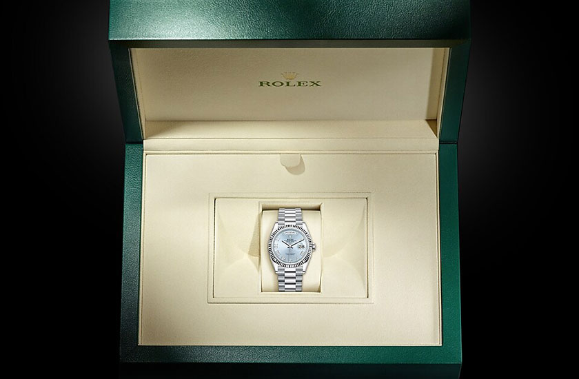 Rolex Day-Date 36 de platino y esfera azul glaciar en su estuche Joyería Grau