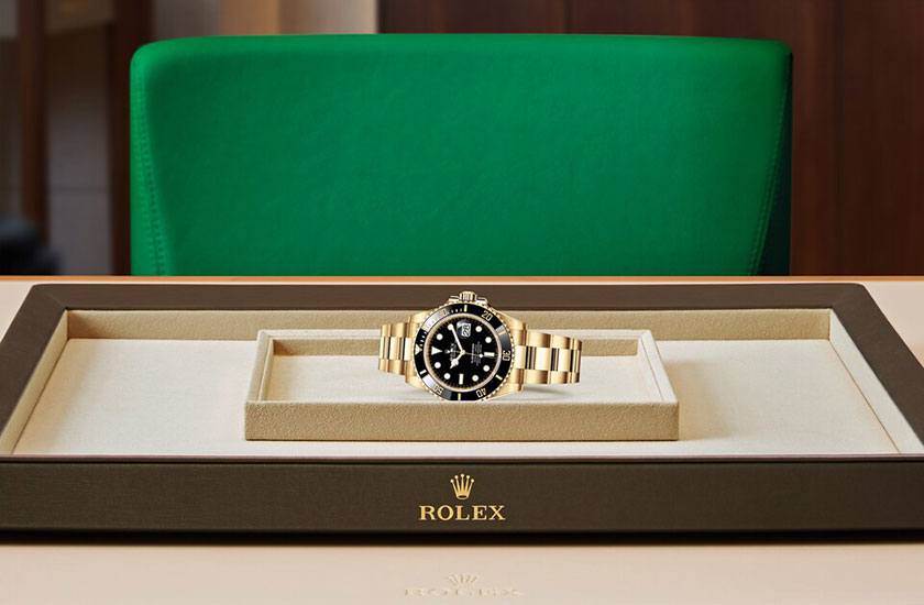 Reloj Rolex Submariner Date oro amarillo y esfera negra watchdesk en Joyería Grau