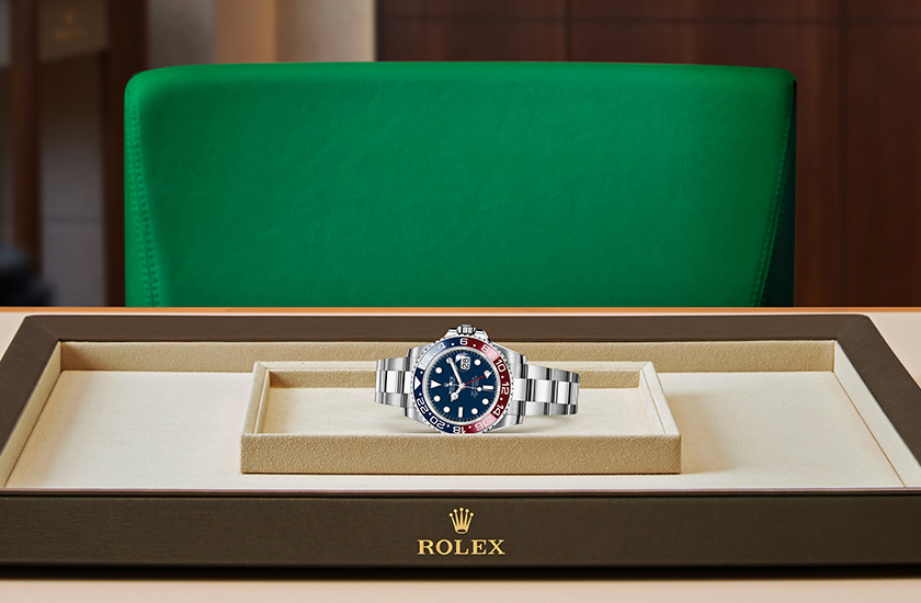 Reloj Rolex GMT-Master II de oro blanco y esfera azul watchdesk en Joyería Grau