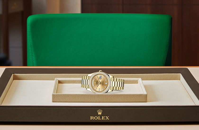 Rolex Day-Date 40 de oro amarillo, diamantes y esfera champagne en Joyería Grau