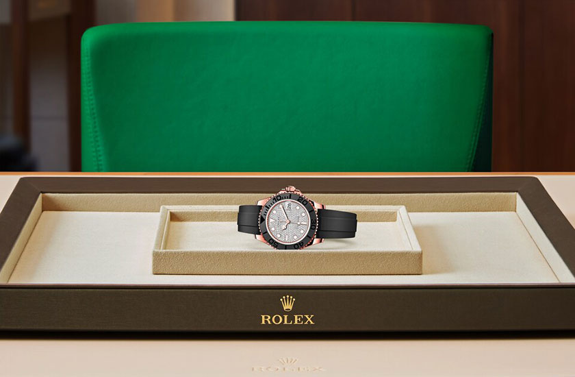 Presentación el reloj Rolex Yacht-Master 37 de oro Everose y esfera pavé diamantes en Joyería Grau